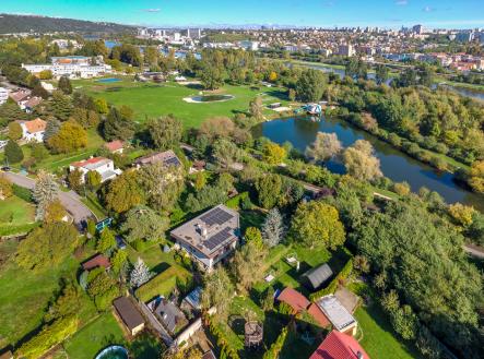 Prodej pozemku pro bydlení, 2 041 m²