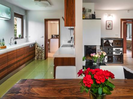 Prodej pozemku pro bydlení, 2 041 m²