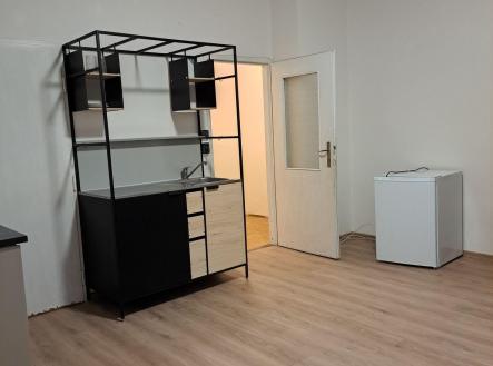 Pronájem bytu, 1+kk, 29 m²