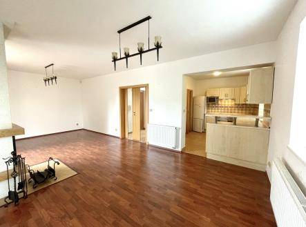 Pronájem domu/vily, 120 m²