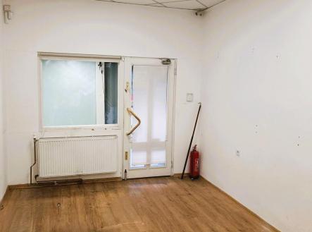 Pronájem obchodní prostor