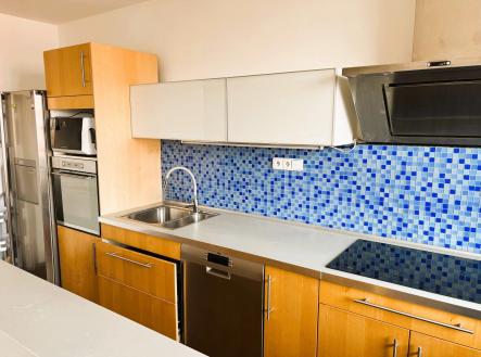 Pronájem bytu, 3+kk, 86 m² obrázek