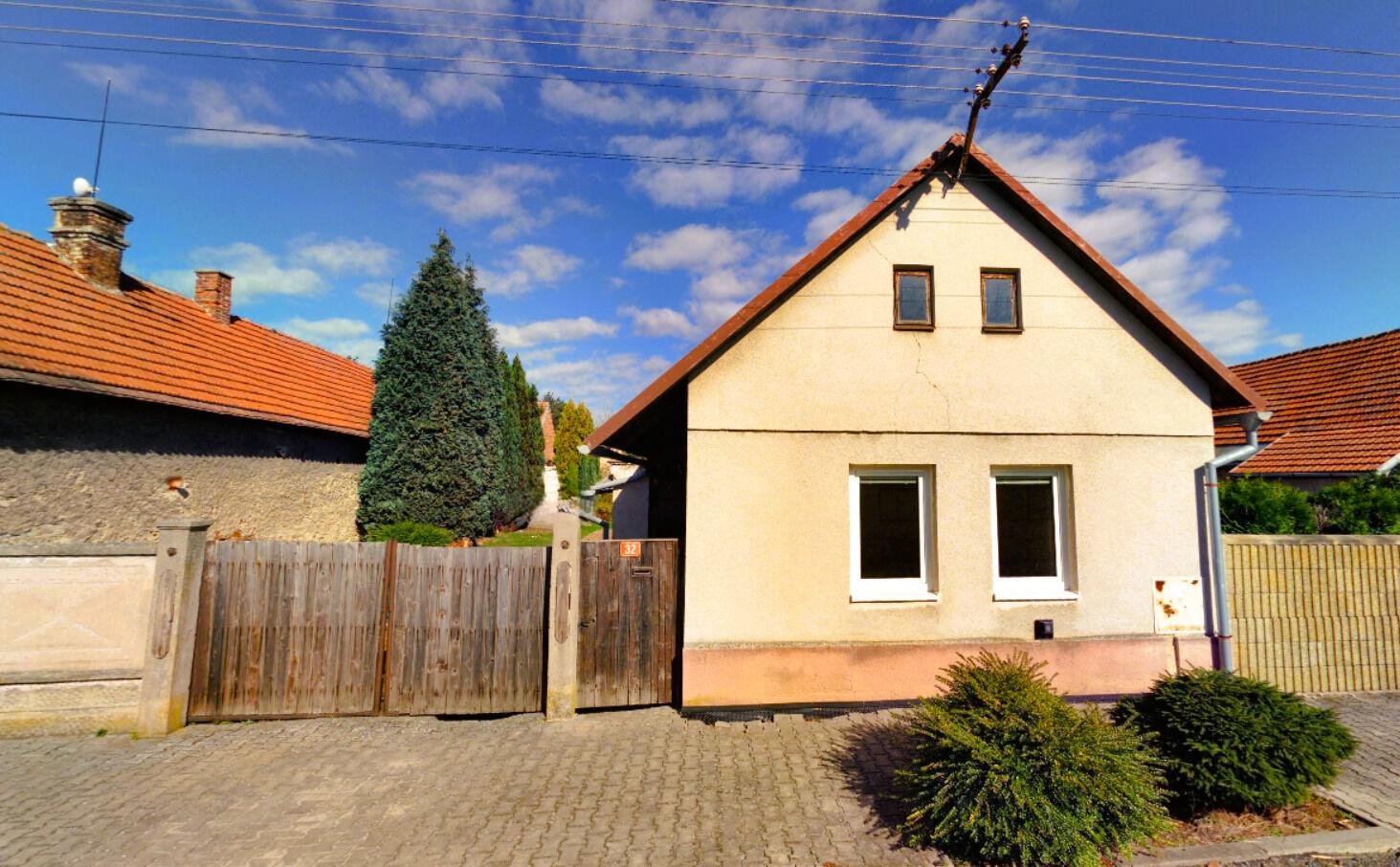 Prodej chalupy se zahradou 646 m2