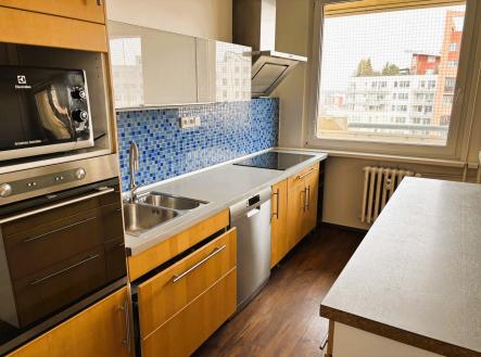 Pronájem bytu, 3+kk, 86 m²