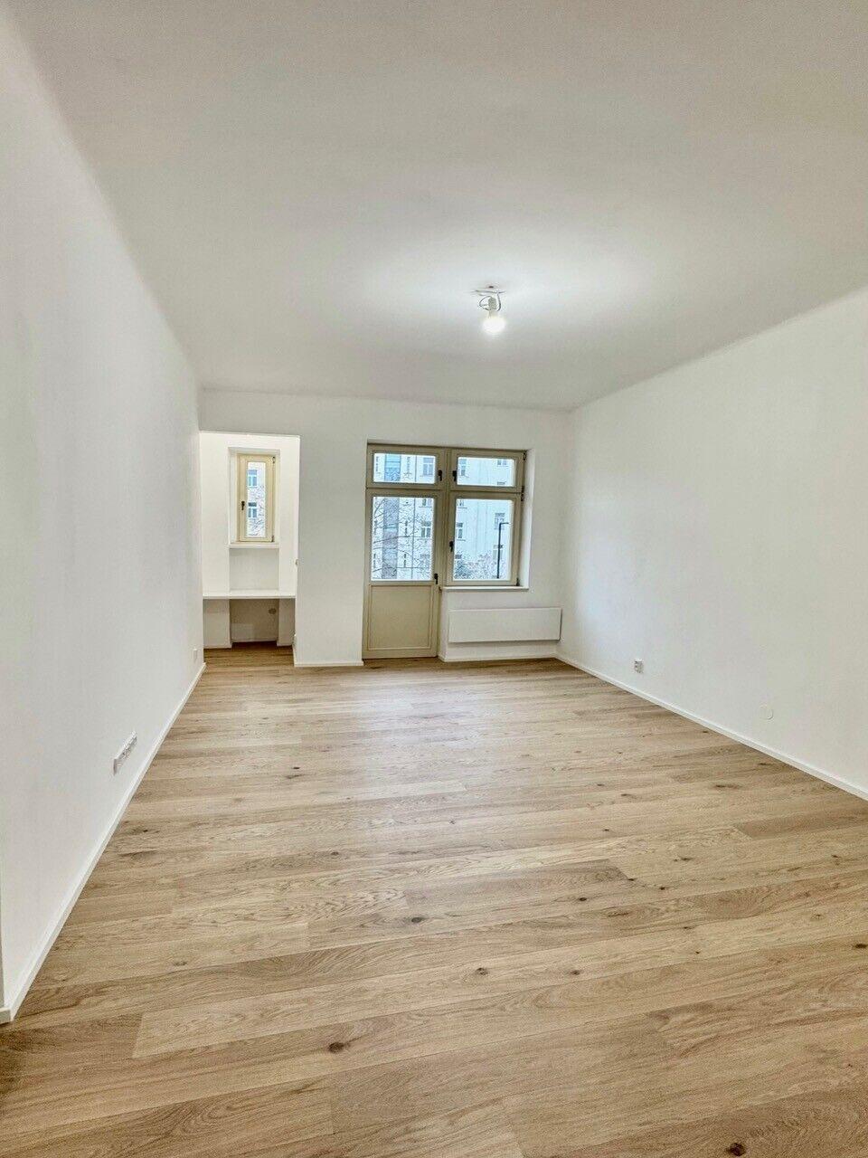 Prodej naprosto ojedinělého bytu 2+kk, 55,3 m² + balkon – po luxusní rekonstrukci, Vršovice