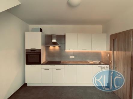 Pronájem bytu, 2+1, 55 m²