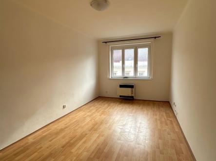 Pronájem bytu, 1+kk, 32 m²