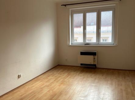 Pronájem bytu, 1+kk, 32 m²