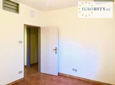 Prodej - obchodní prostor, 74 m²