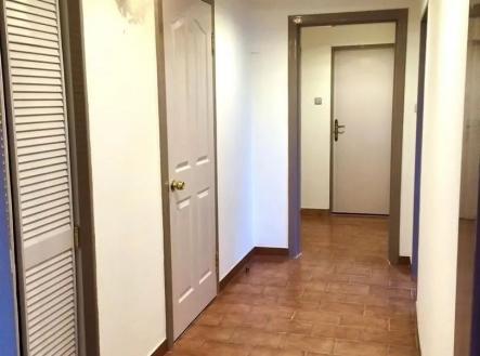 Prodej - obchodní prostor, 74 m²