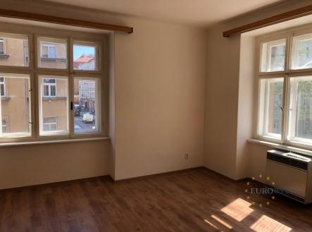 Pronájem bytu, 3+kk, 76 m²
