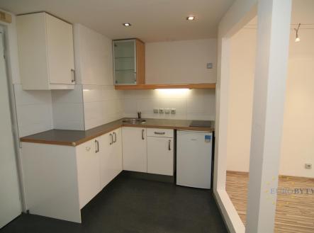 Pronájem bytu, 2+kk, 38 m²