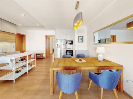 Pronájem bytu, 4+kk, 133 m²