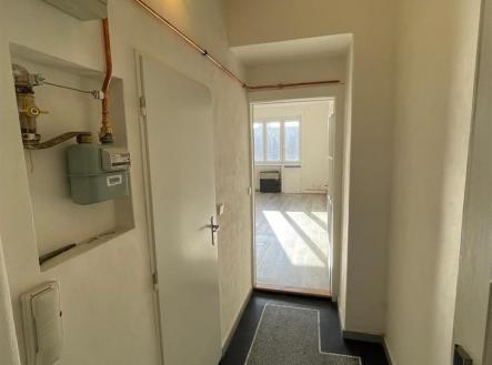 Pronájem bytu, 1+kk, 35 m²