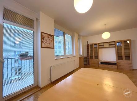 Pronájem bytu, 3+kk, 76 m²