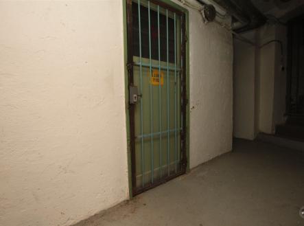 Pronájem skladovací prostor, 53 m²