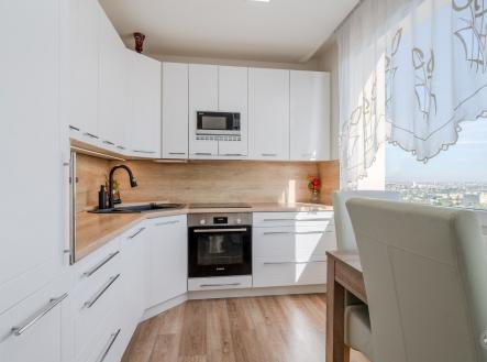 Prodej bytu, 4+1, 76 m²