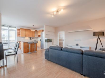 Pronájem bytu, 3+kk, 85 m²