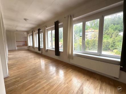 Pronájem kanceláře, 183 m²