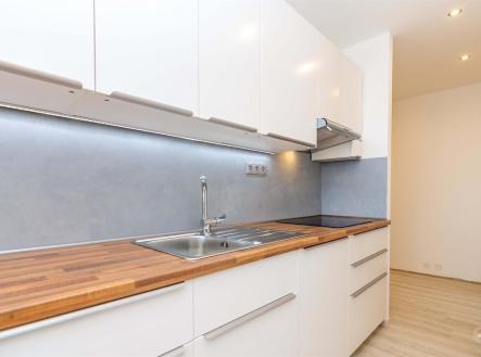 Pronájem bytu, 2+1, 49 m²