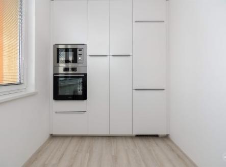 Pronájem bytu, 2+1, 49 m²