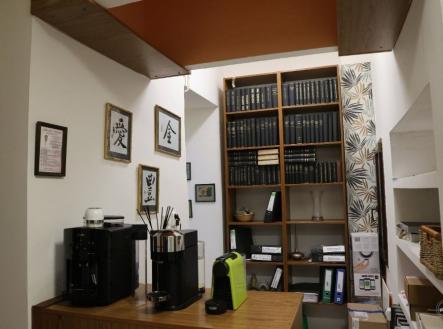 Prodej obchodní prostory, 52 m²