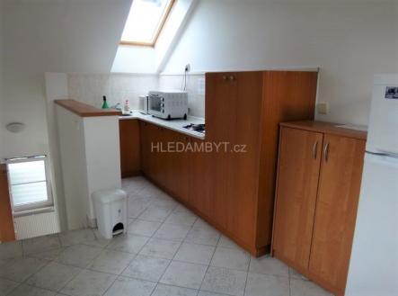 Pronájem bytu, garsoniéra, 25 m²