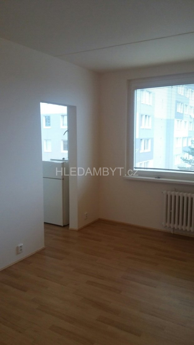 Pronájem bytu Praha 4 Modřany 1+kk Rodopská