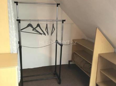 Pronájem bytu, 1+kk, 39 m²