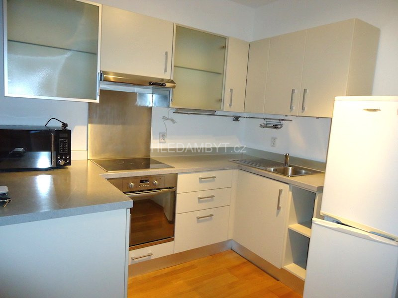 Pronájem novostavby 2+kk s balkonem Praha 9 Letňany Tupolevova