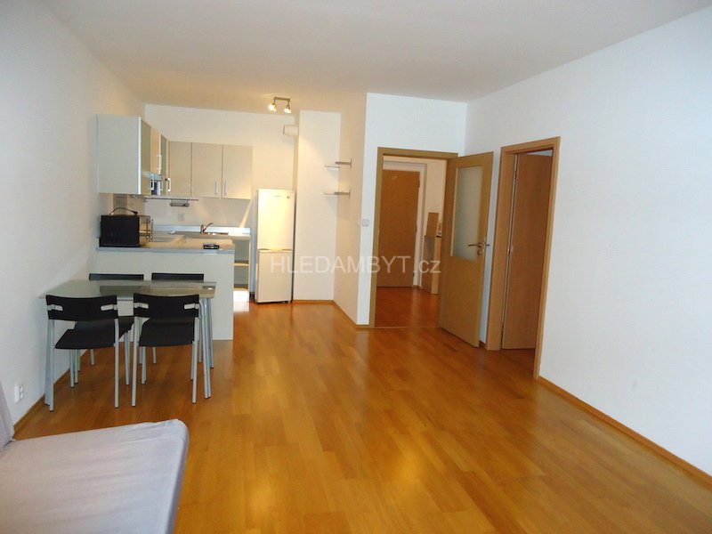Pronájem novostavby 2+kk s balkonem Praha 9 Letňany Tupolevova