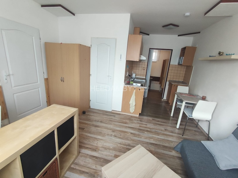 Pronájem bytu Praha 9 Letňany 1+kk