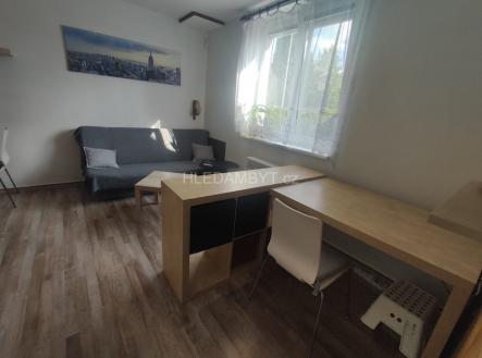 Pronájem bytu, 1+kk, 30 m²