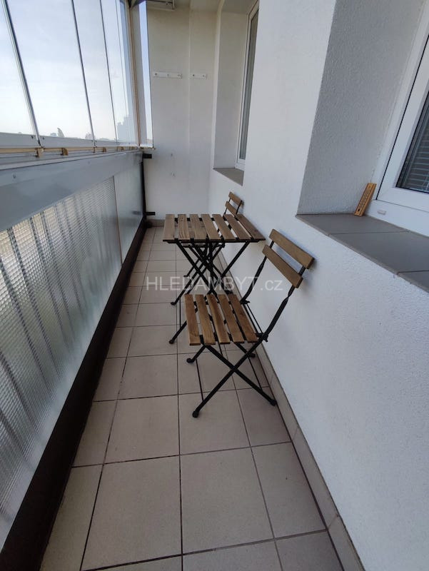 Pronájem bytu Praha 4 Pankrác 3+kk s lodžií Na Strži