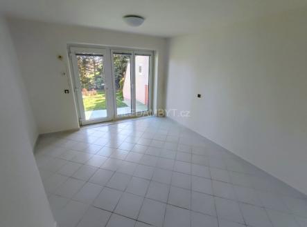 Pronájem bytu, 1+1, 32 m²