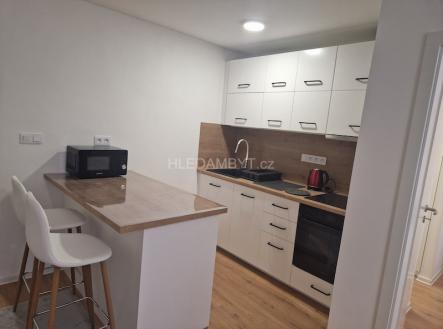 Pronájem bytu, 2+kk, 44 m² obrázek