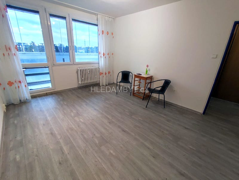 Pronájem bytu Praha 10 Hostivař 2+kk s lodžií Tenisová