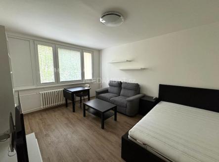 Pronájem bytu, 1+kk, 27 m²