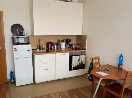 Pronájem bytu, garsoniéra, 28 m²