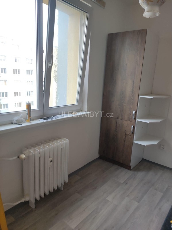 Pronájem bytu Praha 10 Zahradní Město 2+1 s lodžií  