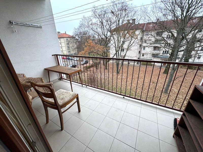 Pronájem bytu Praha 10 Strašnice 3+1 se dvěma lodžiemi Dětská