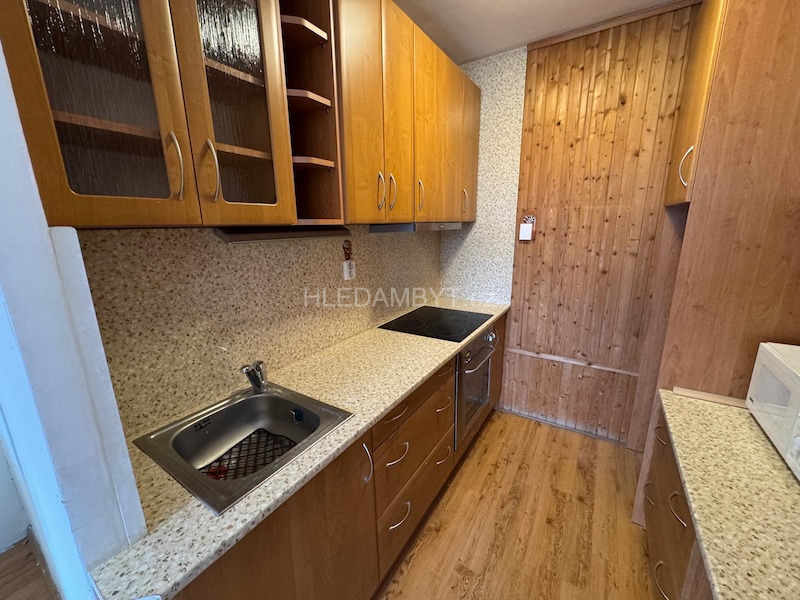 Pronájem bytu Praha 5 Lužiny 2+kk Píškova