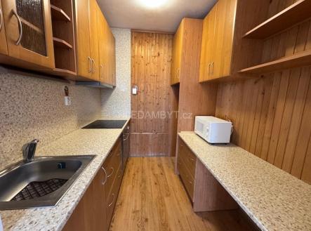 Pronájem bytu, 2+kk, 43 m²