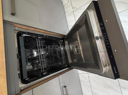 Pronájem bytu, 3+1, 71 m²