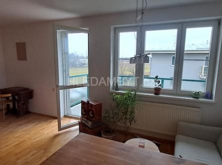 Pronájem bytu, 3+kk, 65 m²