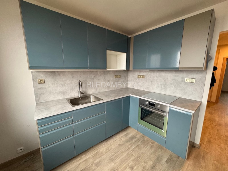 Pronájem bytu Praha 4 Krč 3+1 s lodžií