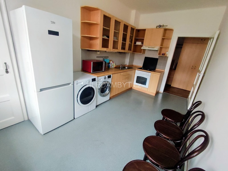 Pronájem bytu Praha 3 Žižkov 2+kk Žerotínova