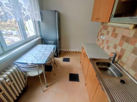 Pronájem bytu, 2+1, 53 m²