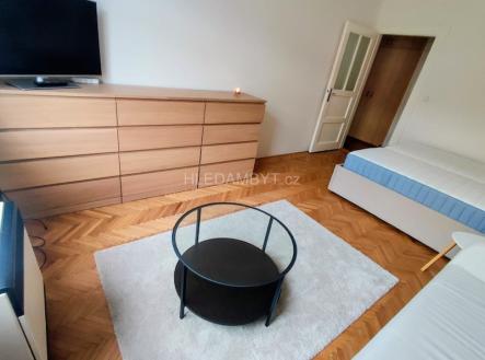 Pronájem bytu, 1+1, 45 m²