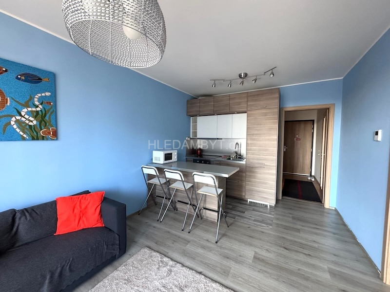 Pronájem novostavby Praha 10 Malešice 2+kk s loždií a parkovacím stáním